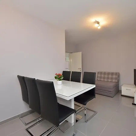 Appartement Nikolina *