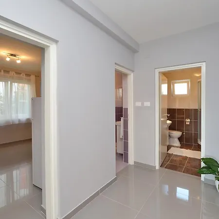 Appartement Nikolina *