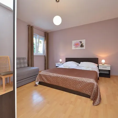 Apartment Nikolina Bibinje