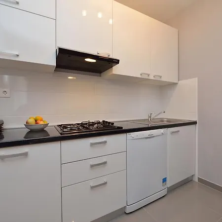 Apartment Nikolina Bibinje